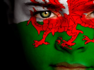 Wales_face_flag_720X360